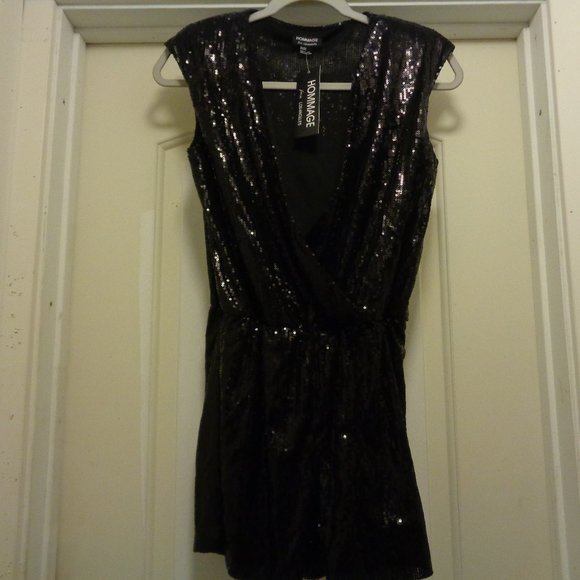 NEW W TAGS  HOMMAGE BLACK SEQUINS ROMPER M - Picture 1 of 7